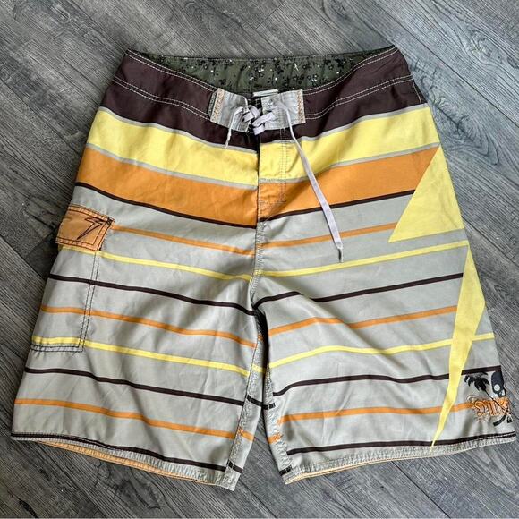Vintage Y2K 00s Quiksilver Surf Long Baggy Board Shorts - Picture 3 of 7